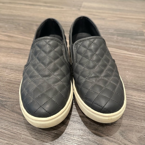 STEVE MADDEN‎ Sneakers - Picture 1 of 4